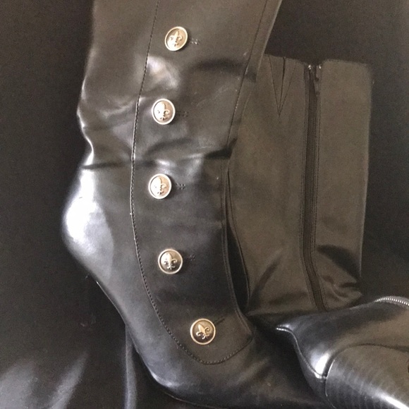 Sold - Picture 4 of 4